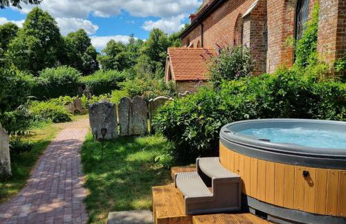 The Old Church - Foto 54