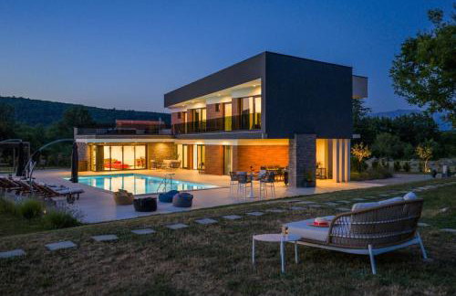 Villa Nella Foresta with private 66sqm heated pool, Whirlpool, Tennis court, Gym, Billiards, 4 en-suite bedrooms - Foto 41