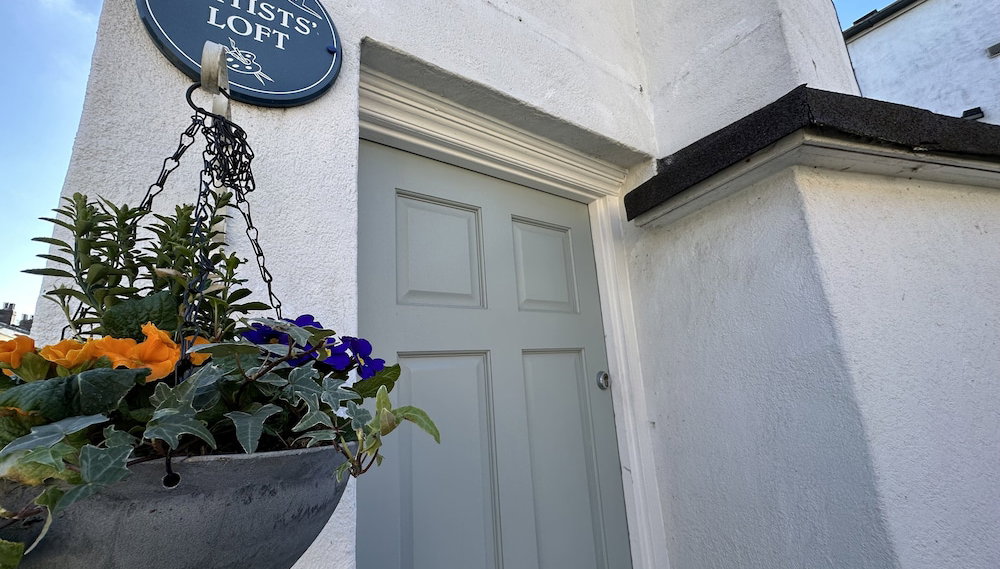 Artists Cottages Artists Loft near Hornbeam Park Free Parking - Foto 1, Imagen principal