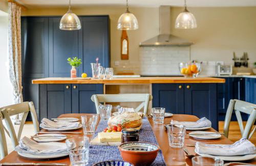 The Stables - Photo 7