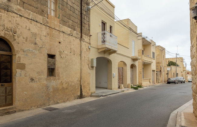 Magnifica Gozitan Villa Pool And Jacuzzi - Foto 38