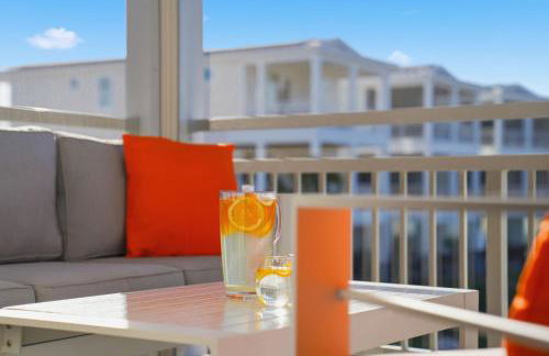 New Listing Discounts! Canal Home-Heated Pool, Game Room, Tesla Charger, & More - Foto 21