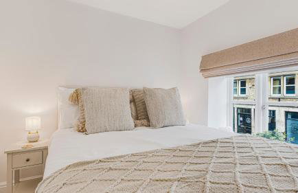 Newly renovated 2-bed house in Lechlade with parking - Foto 5