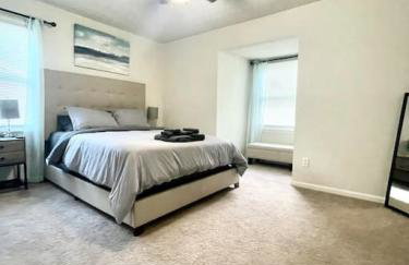 Getaway Home, Huge Yard and Smart TVs in All Rooms - Foto 8