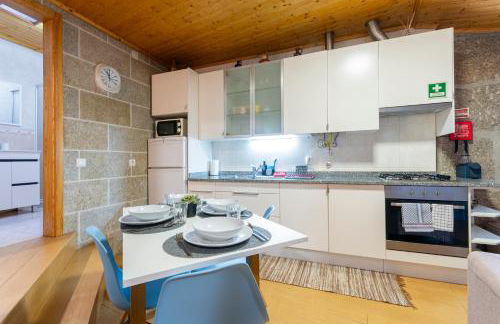 Casa Rústica T2 com Salamandra e Cozinha - Seia - Serra da Estrela - Casa do Loureiro II - Foto 13