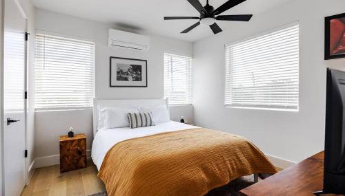 5 Min to UT, Congress - Modern Home in DT East ATX - Foto 2