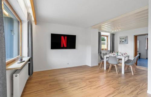 HomeTonight Workers Home - Komfortables Haus für bis zu 9 Monteure - Foto 5