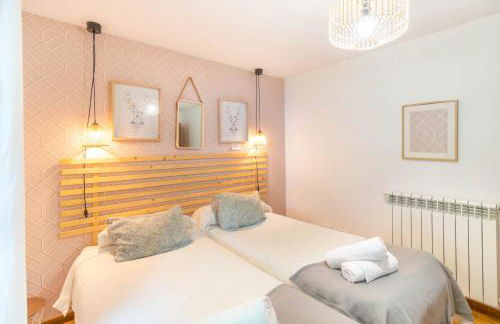 Casa Ferran, amplias habitaciones y apartamentos de montaña - Foto 2