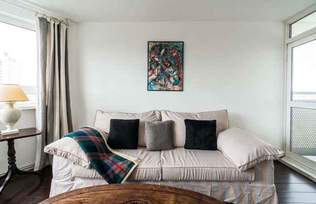 A Skyhigh Stay for 2 in Vauxhall London - Foto 8