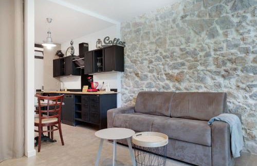 À 1km Plage du Midi et Palais des Festivals - Appartement Centre Cannes avec Cour Extérieur Privée - Photo 14