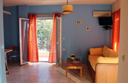 Koukounaries Apartments Limni - Photo 36