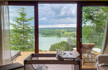 Zloty, a Skromny - ogrodzony domek z jacuzzi i widokiem na jezioro - Foto 49