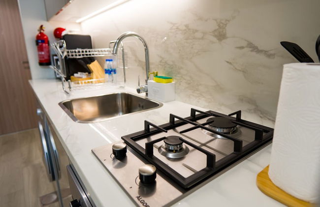 Easygo-lavish STU Azizi Riv 4404 - Photo 8