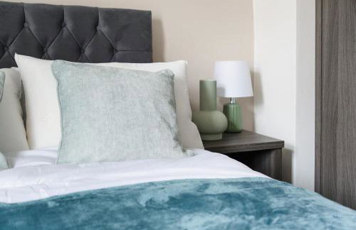 Chic Retreat Coastal Town Sleeps 4 - Foto 10