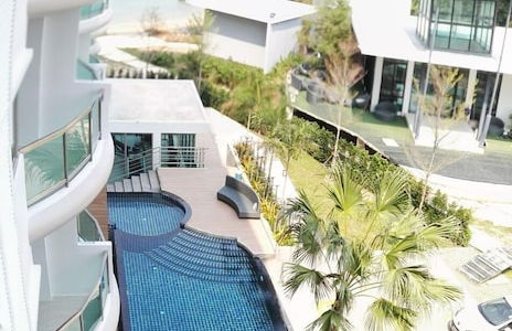 Sonrisa Sriracha - Photo 1