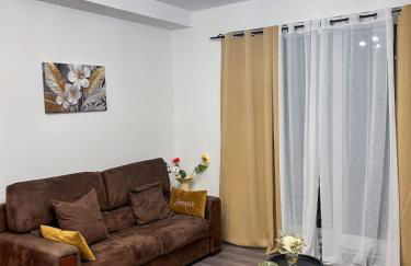 Appartement avec 2 chambres Jardin privé parking gratuit - Foto 1