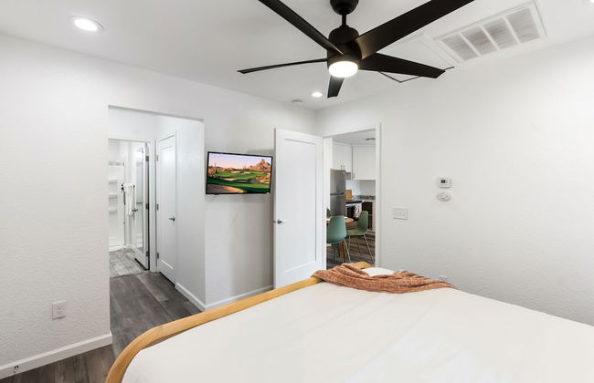 Rosewood Inn - Photo 2