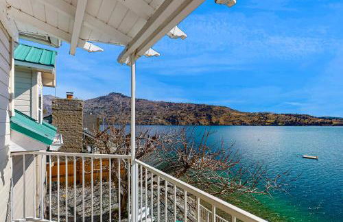 Lakefront Retreat - Foto 29