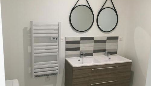 Au numéro 10 - Foto 2