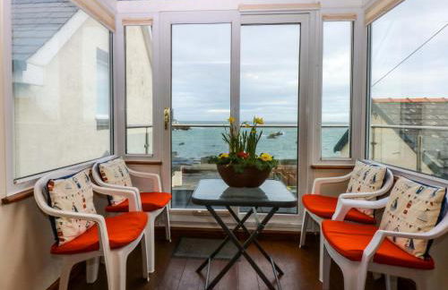 Min Y Traeth - Photo 3