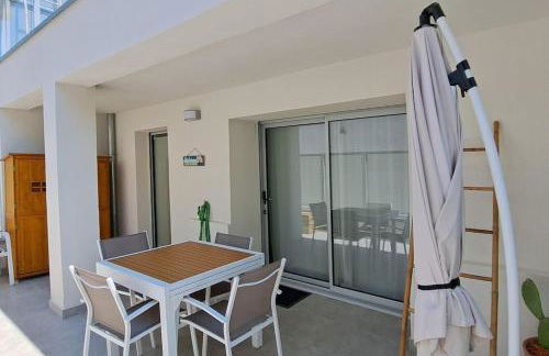 Magnifique T2 - Les pieds dans l'eau piscine/plage - Foto 16