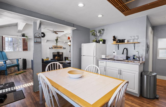 Little Loaf Lodge - Cute and Cozy Mountain Getaway! - Foto 13