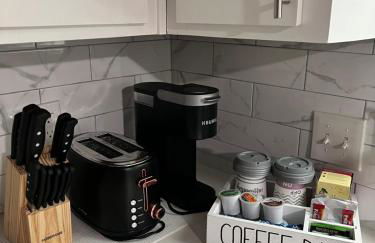 Cozy Brick Ranch Home owned and operated by an Army Soldier!! - Foto 4