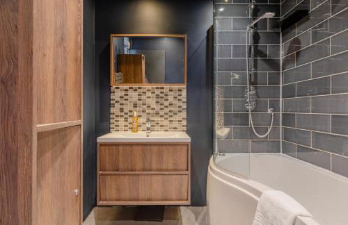 Gorgeously Designed 2BD Flat Heart of East London - Foto 24