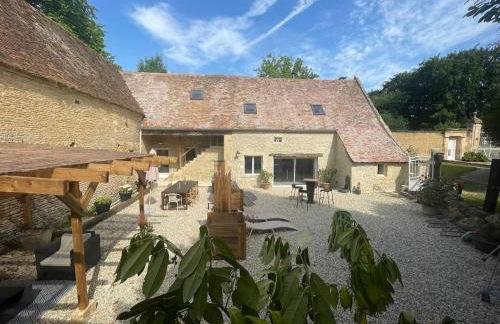 Le pressoir d'Elise Domaine de Valmeray - Foto 1