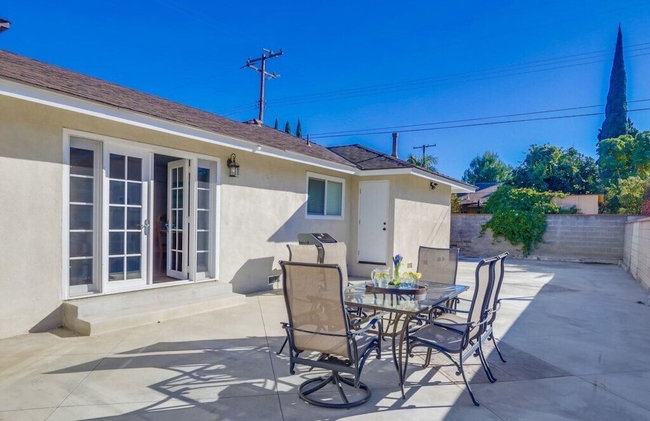 Beautiful Remodel 3 Bedroom 2 Bathroom Home With Pool & Jacuzzi - Foto 55