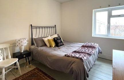 Charming cottage retreat with garden - sleeps 12 - Foto 18