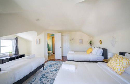 7BR 7BA Big House 1 block from Tropicana and Beach - Foto 55