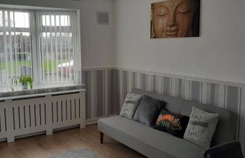 Ladbury House in Walsall near M6, Walsall Uni and Hospital, with free parking and easy access to Birmingham city centre and West Bromwich, only 20 mins to NEC and Birmingham airport, 15 mins to Villa Park, Great for contractors! - Foto 28