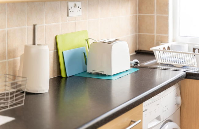 3 Bed Quaint House Town Center - Foto 16