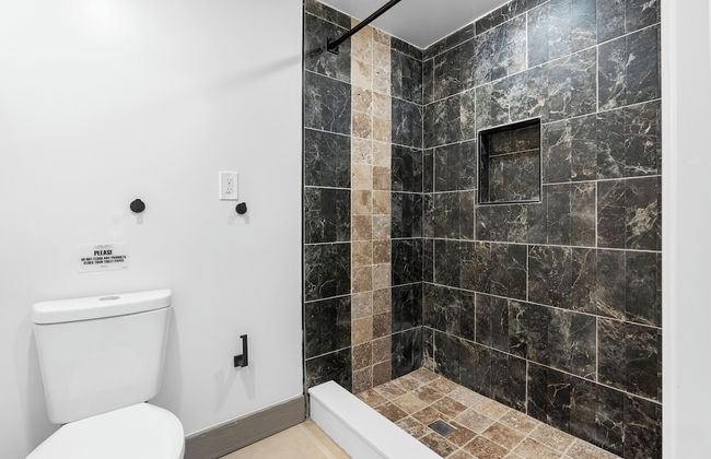 Cozy Comfortable and Quiet Suites LL - Foto 16