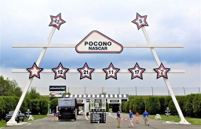 Double Diamond Lodge by Avantstay Group Escape w/ Firepit, Patio, Activities - Foto 3