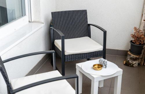 Flexible SelfCheckIns 114 - Zagreb - Bedroom - Loggia - Foto 12