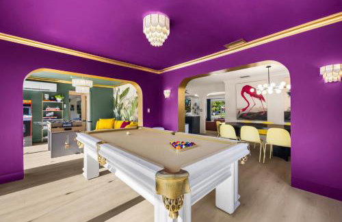 5 Min to Beach - Heated Pool Hot Tub 85 TV's BBQ Games - Foto 8