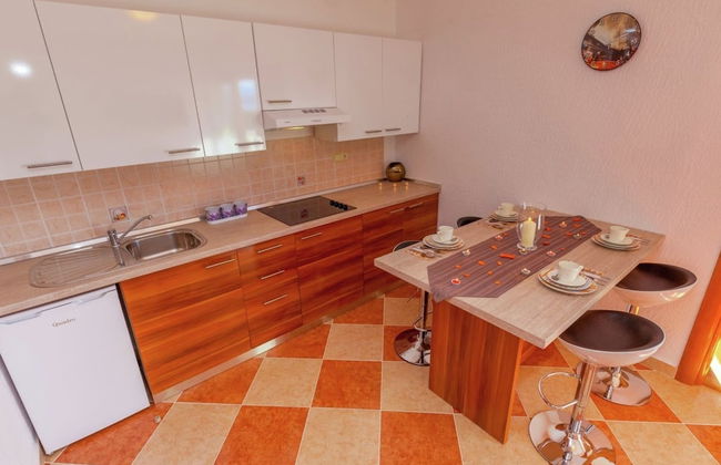 Luring Apartment in Dramalj with Hot Tub - Foto 6