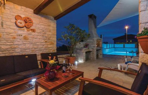 Luxury apartment Alba with pool - Photo 4