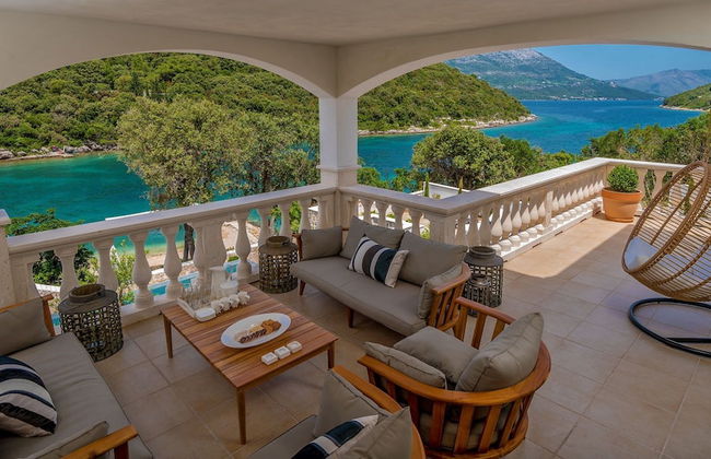 Beachfront Villa Feodora Grande - Foto 68