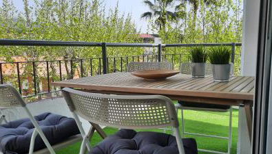 Apartment with pool near the beach and Barcelona by train - Photo 5