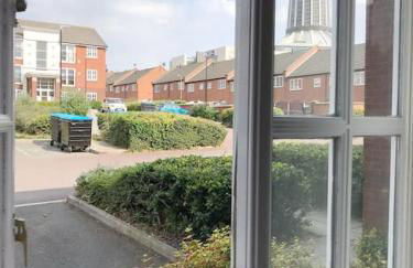 Central Stylish 2Bedroom flat with free parking - Foto 20