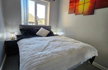 Lister Park Bradford 2bed Detached Cottage House Parking Cinema Screen Games Room - Foto 21