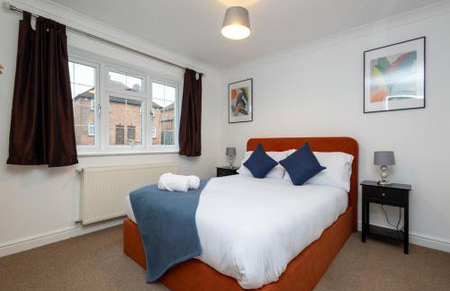 Modern Detached 4-Bedroom 2-Bath Home, Guildford - Photo 19