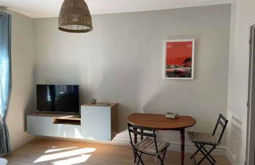 Le Marceau - Maison climatisée avec jardin - Foto 15