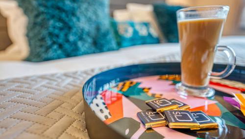 Elegant 5 Bed House - Sleeps 9, Central Solihull, NEC, JLR, HS2, Resorts World, Airport Business and Leisure Stays, - Foto 2, Other