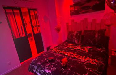La Maison des Plaisirs Love room - Foto 9