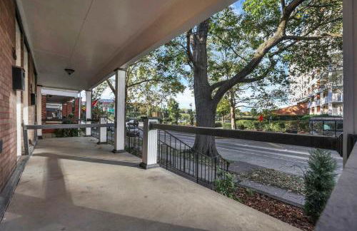 Charming Historic Getaway in the Heart of Columbus - Foto 10