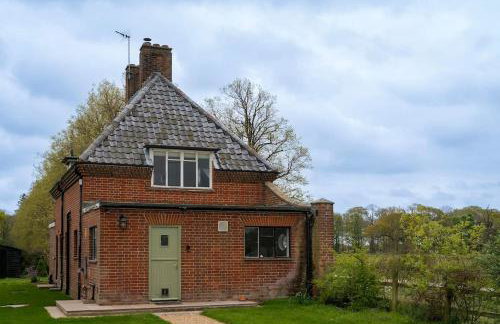 Lime Tree House, Henham Park Nr Southwold - Photo 25